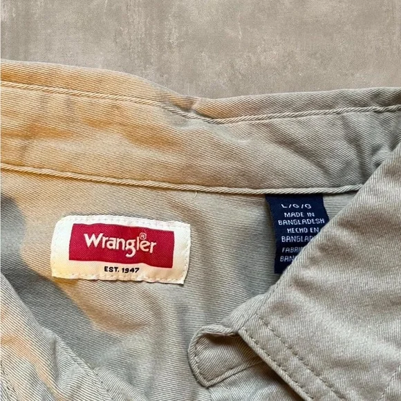 Wrangler Tan Button Down Shirt Men’s Large Western Workwear Long Sleeve - Picture 4 of 4
